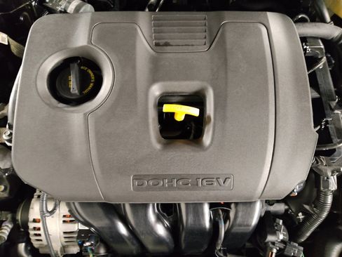 Used 2024 Kia Forte GT-Line image 30