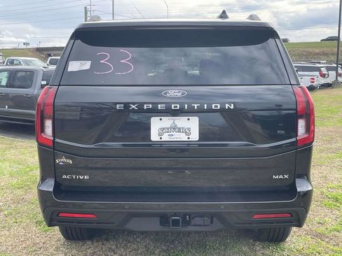 New 2026 Ford Expedition Max Active image 4