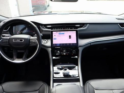 New 2025 Jeep Grand Cherokee Limited 4xe image 33