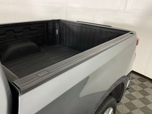 Used 2021 Chevrolet Silverado 1500 High Country w/ Technology Package image 40