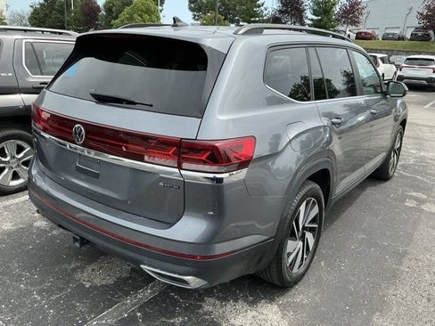 Used 2025 Volkswagen Atlas SE AWD/4WD image 8