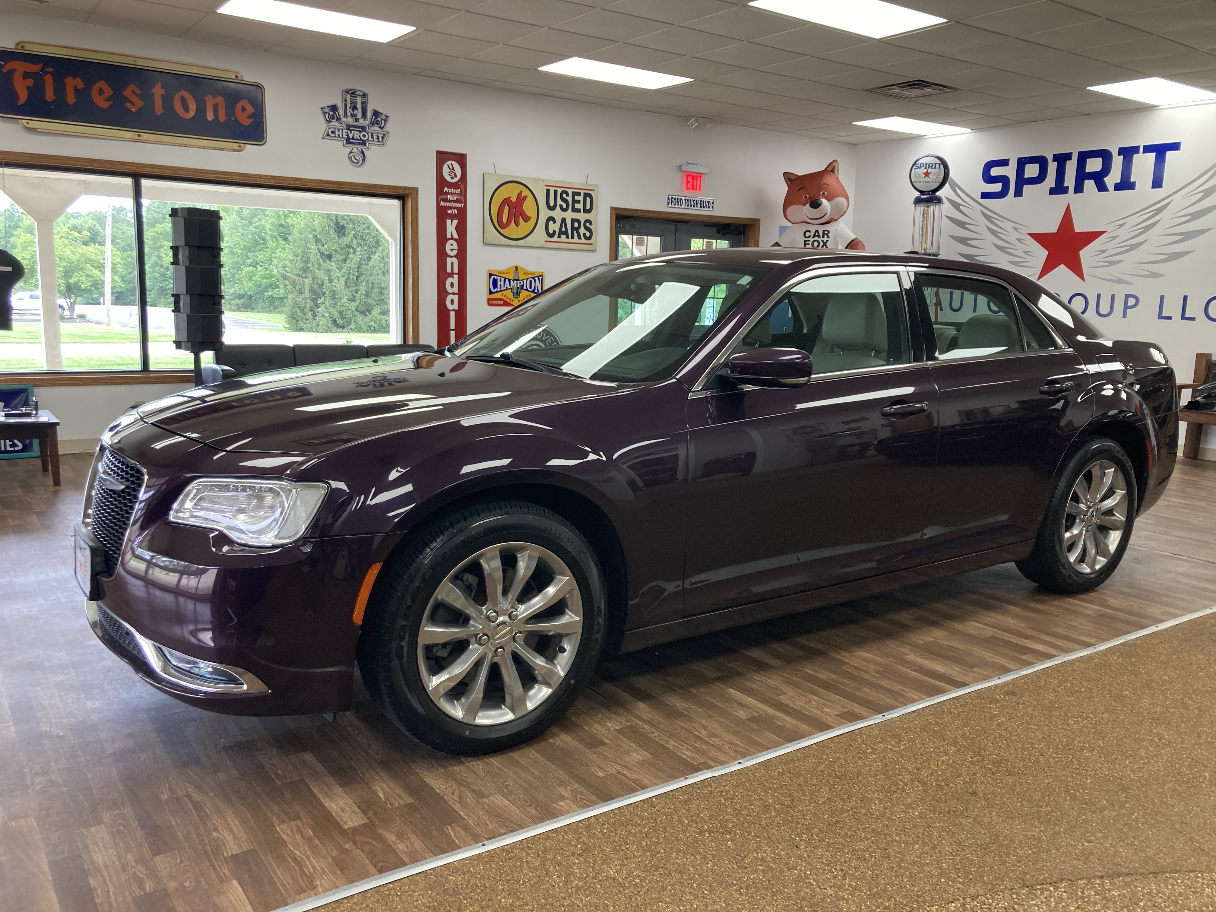 Used 2021 Chrysler 300 Touring L w/ Popular Equipment Group AWD/4WD image 1