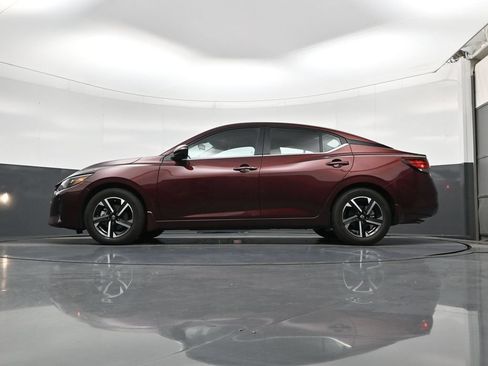 Used 2025 Nissan Sentra SV FWD image 19