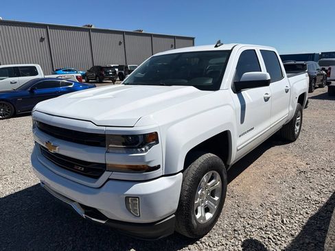 Used 2017 Chevrolet Silverado 1500 LT w/ All Star Edition AWD/4WD image 2