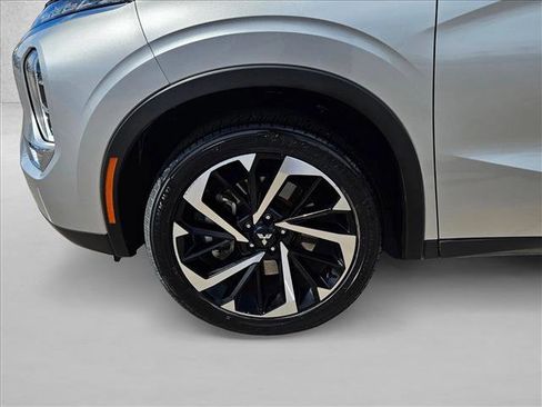 Used 2024 Mitsubishi Outlander SE FWD image 22