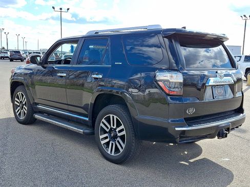 Used 2023 Toyota 4Runner Limited AWD/4WD image 22