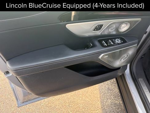 Used 2024 Lincoln Nautilus Reserve w/ Equipment Group 203A AWD/4WD image 13