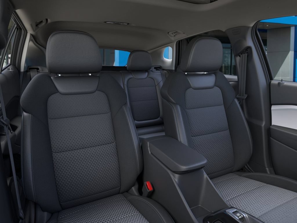 New 2026 Chevrolet Trax LT w/ Sunroof Package FWD image 16
