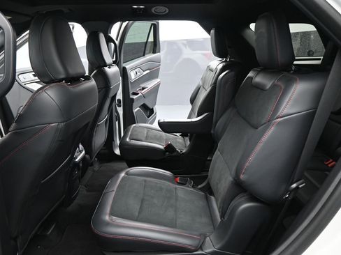 New 2026 Ford Explorer ST w/ Sun And Sound Package image 18