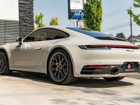 Used 2021 Porsche 911 Carrera RWD image 12
