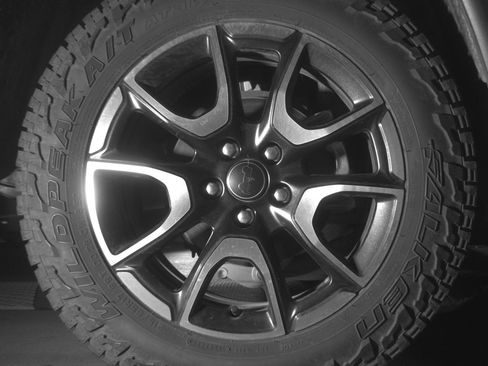 Used 2025 Jeep Compass Trailhawk AWD/4WD image 15