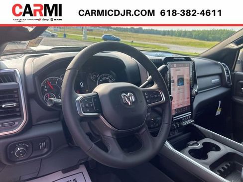 New 2025 RAM 2500 Big Horn AWD/4WD image 9