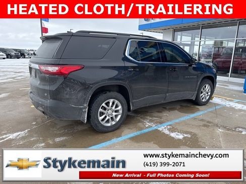 Used 2019 Chevrolet Traverse LT image 2