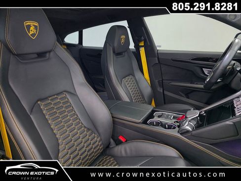 Used 2022 Lamborghini Urus AWD/4WD image 15