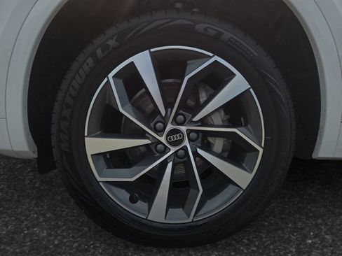 Used 2024 Audi Q5 2.0T Premium AWD/4WD image 4