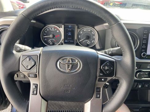 Used 2023 Toyota Tacoma SR5 w/ Technology Package AWD/4WD image 36