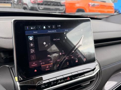 New 2026 Jeep Compass Latitude image 10