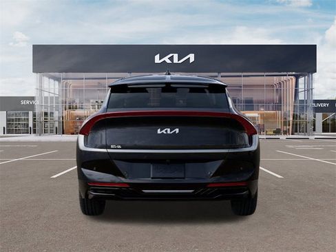 New 2025 Kia EV6 Wind image 5