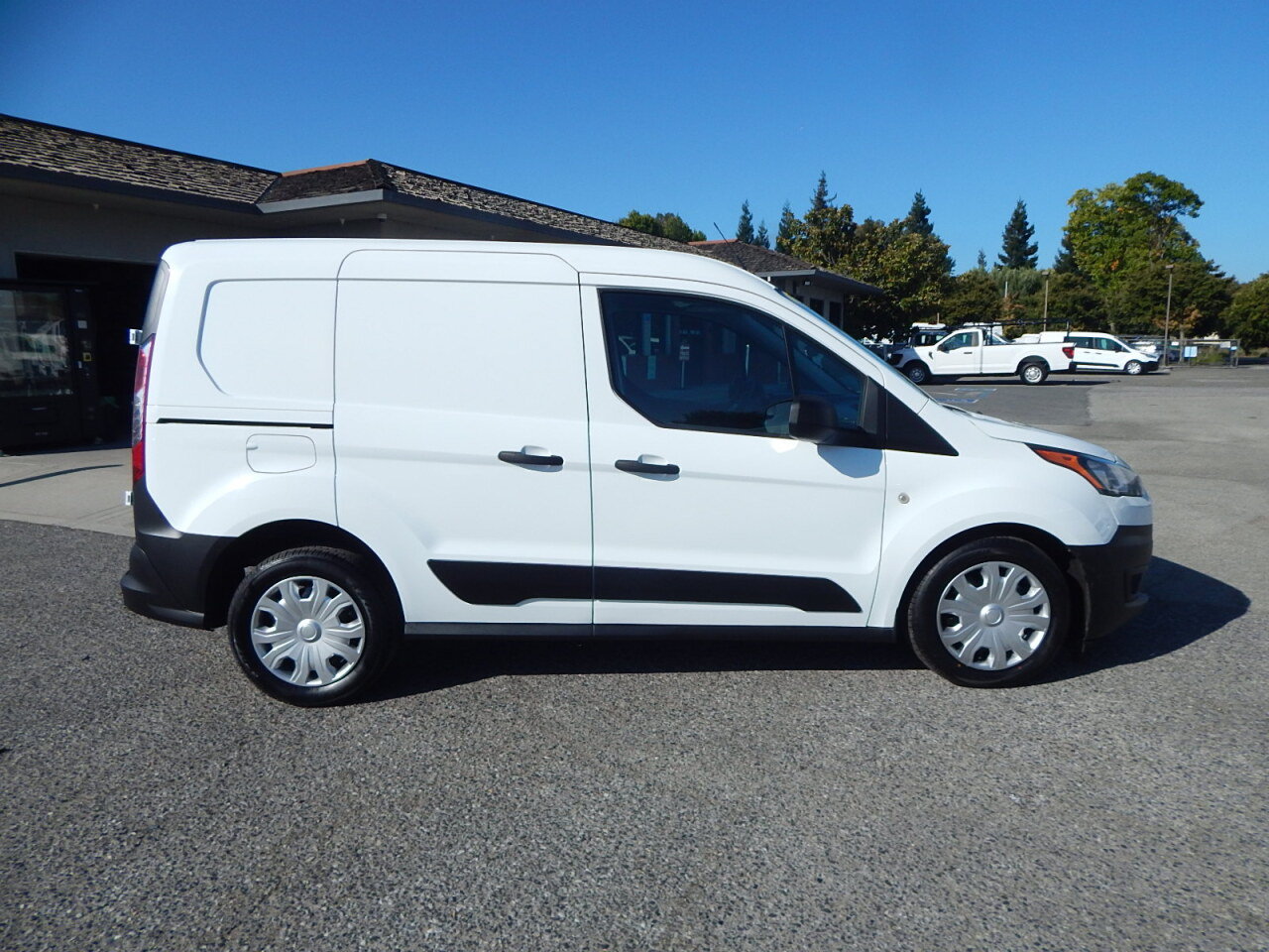 Used 2022 Ford Transit Connect XL FWD image 9