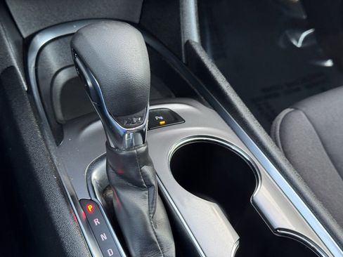 Used 2024 Chevrolet Malibu LT image 20