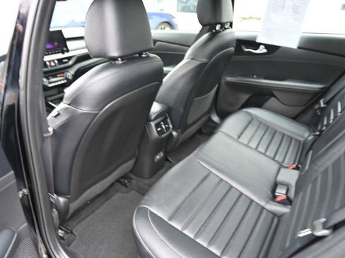 Used 2023 Kia Forte GT-Line w/ GT-Line Premium Package image 19