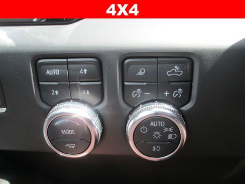 Used 2024 GMC Sierra 1500 Denali image 34