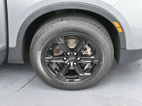 Used 2024 Chevrolet Blazer LT w/ Convenience Package FWD image 35