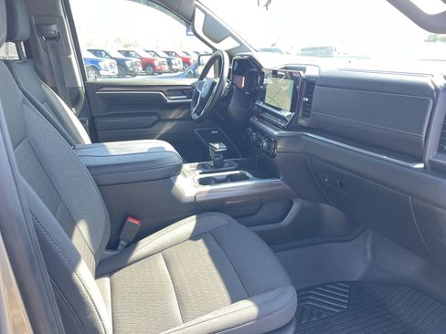 Used 2025 Chevrolet Silverado 1500 RST image 21