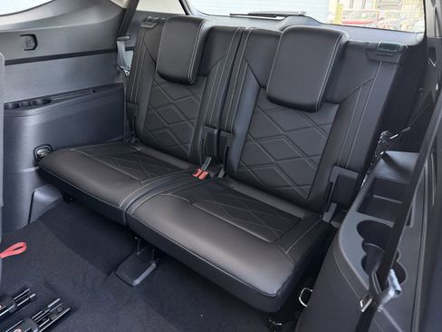 New 2026 Volkswagen Atlas SE image 24