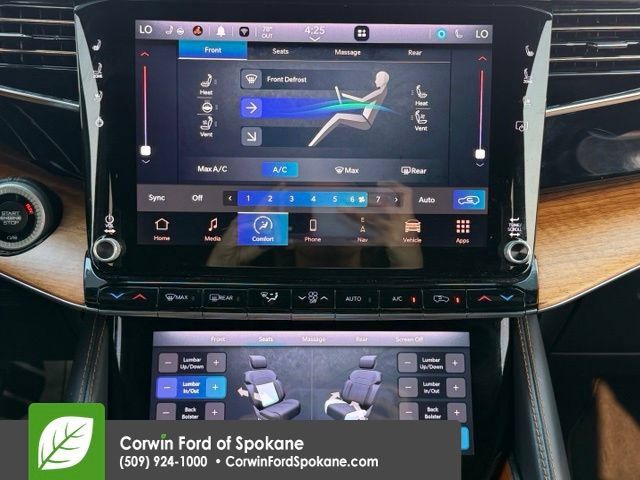 Used 2022 Jeep Grand Wagoneer Series III w/ Flexible Seating Group AWD/4WD image 32