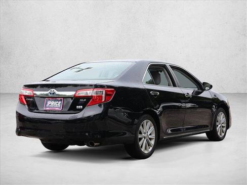 Used 2013 Toyota Camry XLE FWD image 5