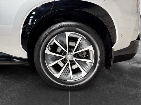 Used 2023 Lexus RZ 450e Premium w/ Technology Package AWD/4WD image 29