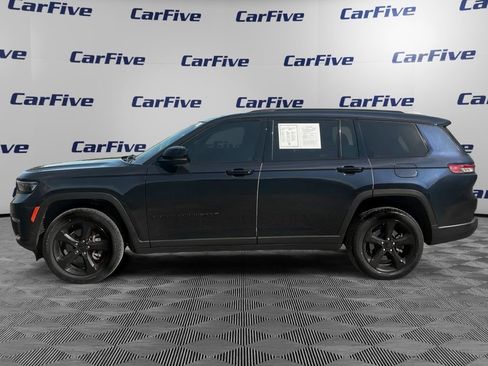 Used 2023 Jeep Grand Cherokee L Limited w/ Black Appearance Package AWD/4WD image 2