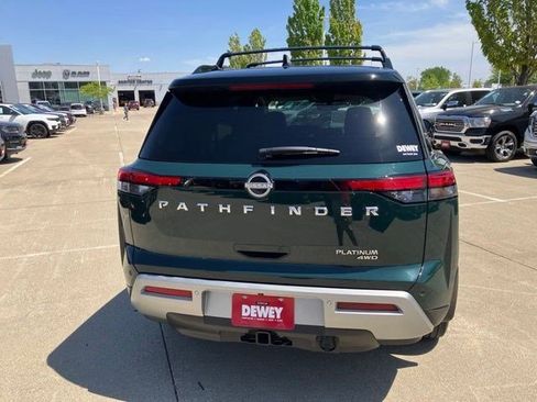 Used 2025 Nissan Pathfinder Platinum w/ Cargo Package AWD/4WD image 7