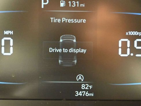Certified 2025 Hyundai Elantra SE w/ Cargo Package FWD image 16
