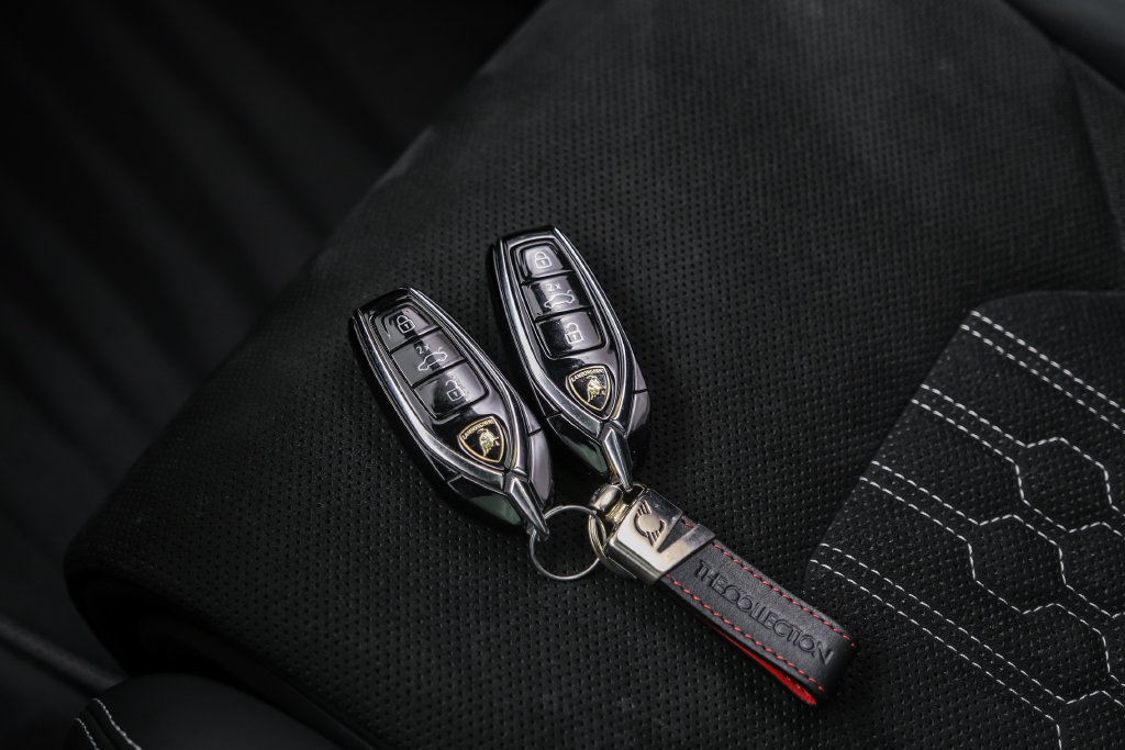 Used 2023 Lamborghini Urus Performante AWD/4WD image 55