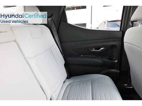 Certified 2025 Hyundai Santa Cruz SE image 15