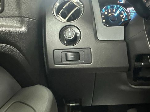 Used 2012 Ford F150 XLT w/ XLT Chrome Pkg AWD/4WD image 41