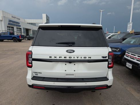 Used 2024 Ford Expedition Limited AWD/4WD image 4