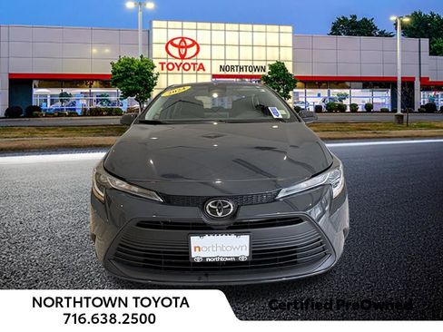 Used 2024 Toyota Corolla LE image 5
