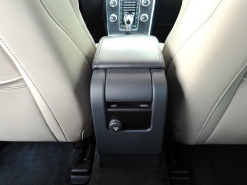 Used 2015 Volvo S60 T6 image 27