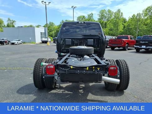 New 2026 RAM 5500 4x4 Crew Cab w/ Laramie Trim Package image 6