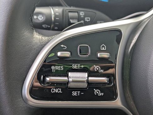 Certified 2022 Mercedes-Benz GLC 300 w/ Premium Package Lite image 10