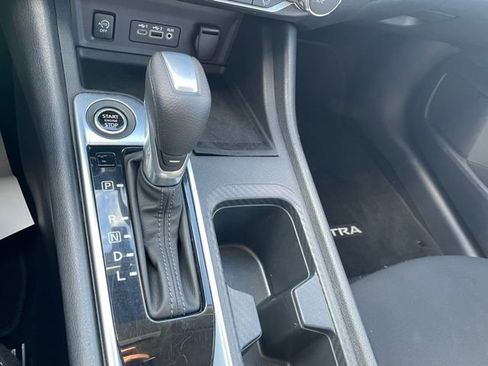 Used 2024 Nissan Sentra SV image 23