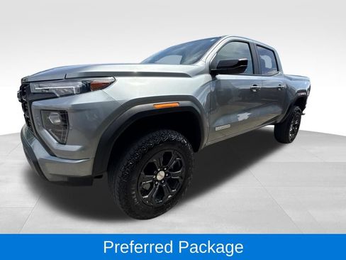 Used 2023 GMC Canyon Elevation w/ Convenience Package AWD/4WD image 5