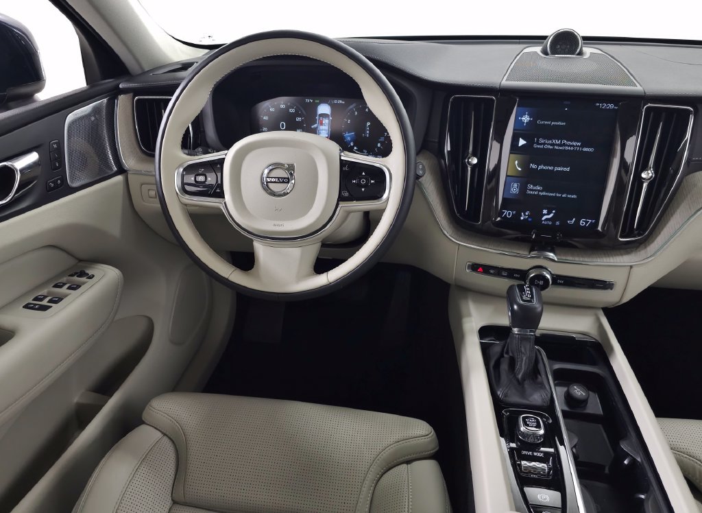 Used 2019 Volvo XC60 T5 Inscription AWD/4WD image 18