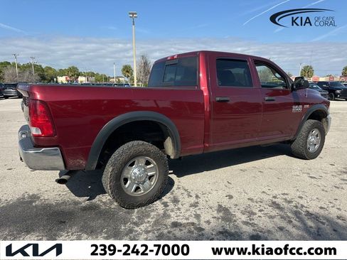 Used 2018 RAM 2500 Tradesman w/ Chrome Appearance Group image 9