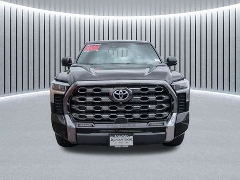 Used 2022 Toyota Tundra Platinum w/ Advanced Package AWD/4WD image 12