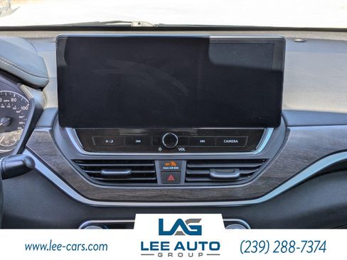 Used 2023 Nissan Altima 2.5 SL FWD image 15