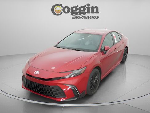 New 2026 Toyota Camry SE image 32